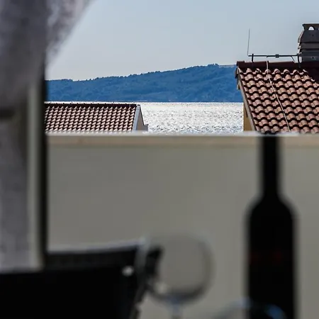 Luxury Residence Danica With A Private Rooftop Pool Kastela Exterior photo