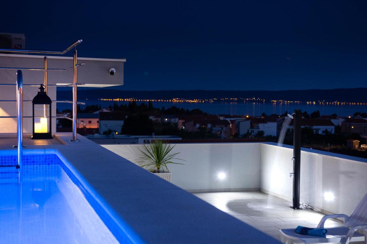 Luxury Danica With A Private Rooftop Pool Apartment Kastela